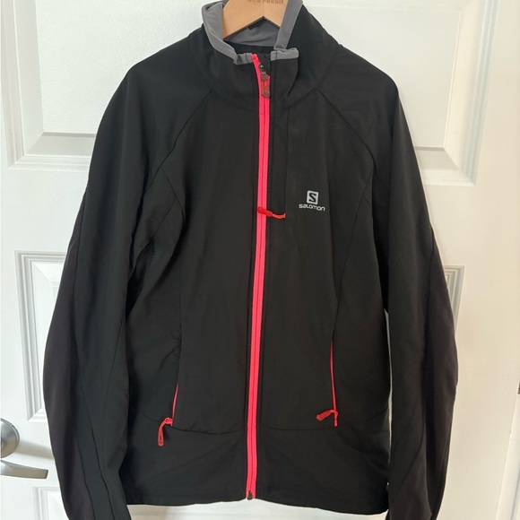 Salomon Jackets & Blazers - Salomon Black Wind Breaker  Jacket with Pink Zipper